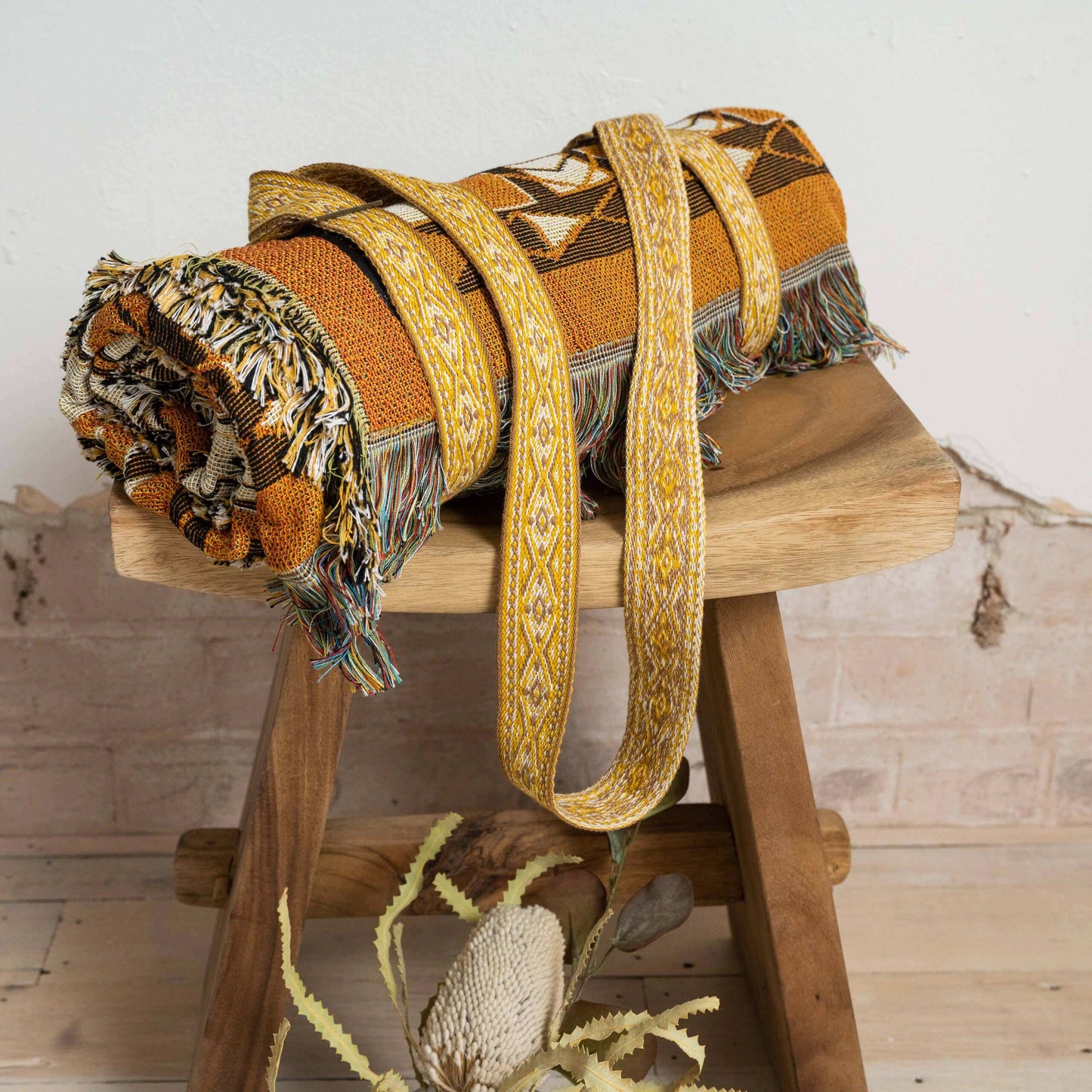'Child of Nature' Woven Picnic Rug/Throw: Regular 130x160cm Style 11