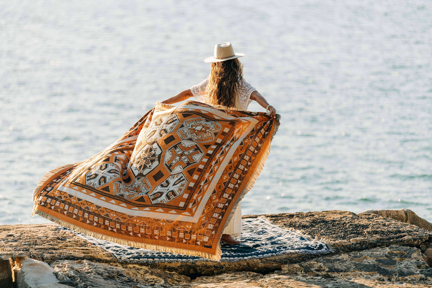 'Child of Nature' Woven Picnic Rug/Throw: Regular 130x160cm Style 11