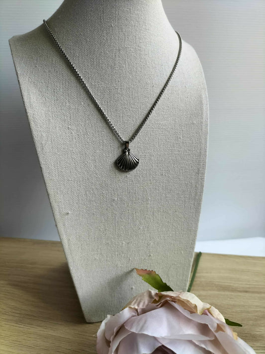 Silver Waterproof Shell Necklace