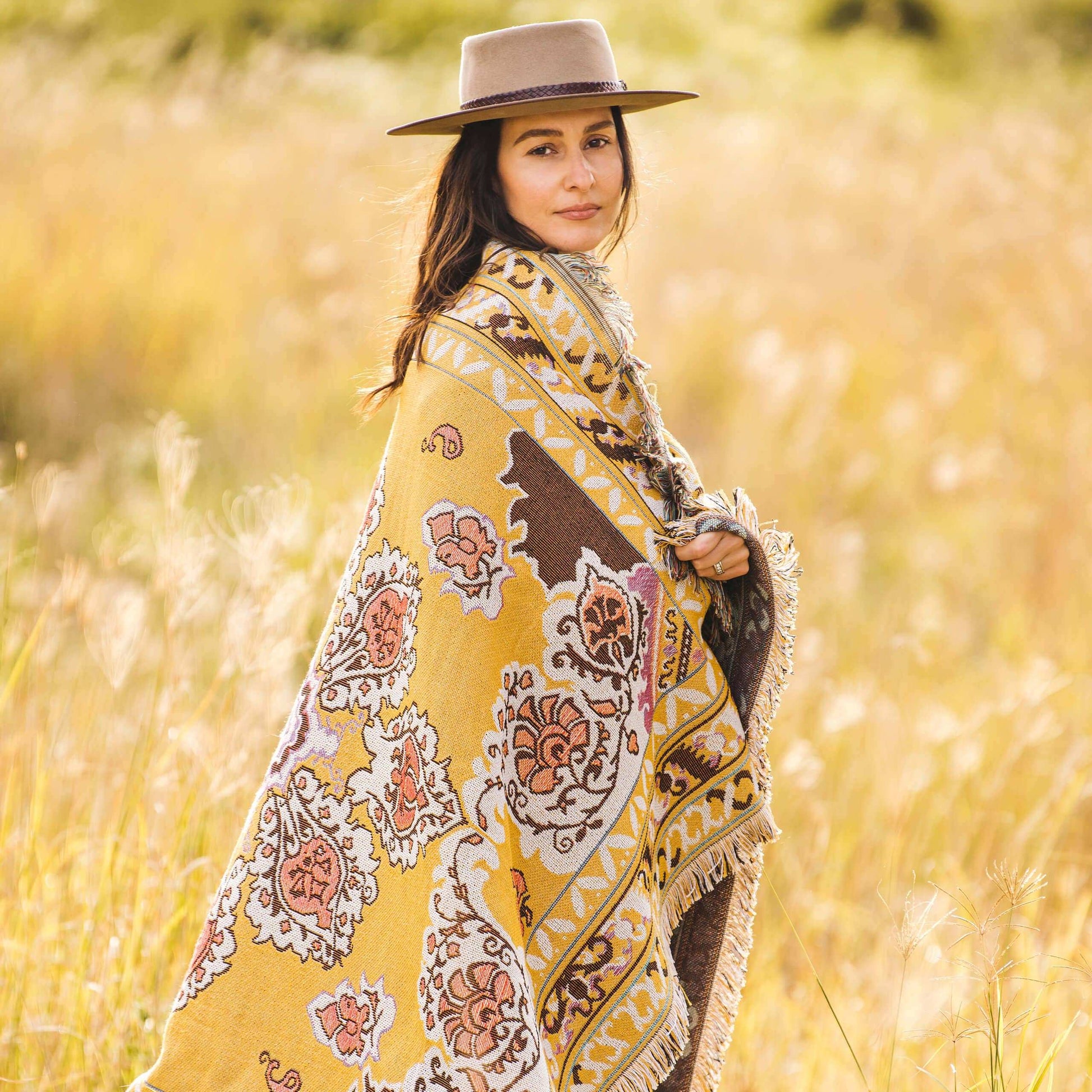 'Here Comes The Sun' Woven Picnic Rug/Throw: Regular 130x160cm Style 8
