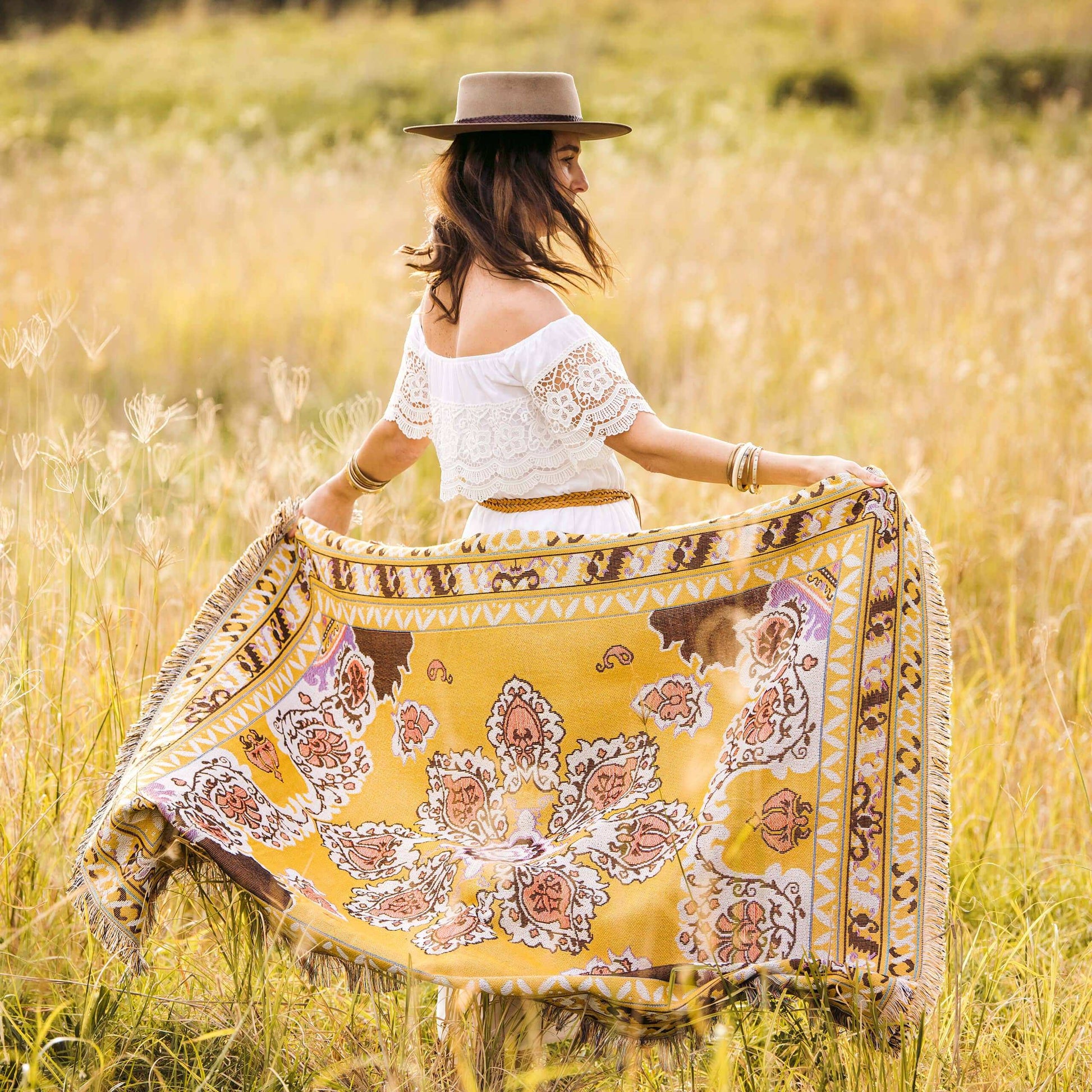 'Here Comes The Sun' Woven Picnic Rug/Throw: Regular 130x160cm Style 8