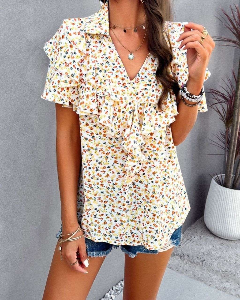 Jenny - Floral Frilled Top