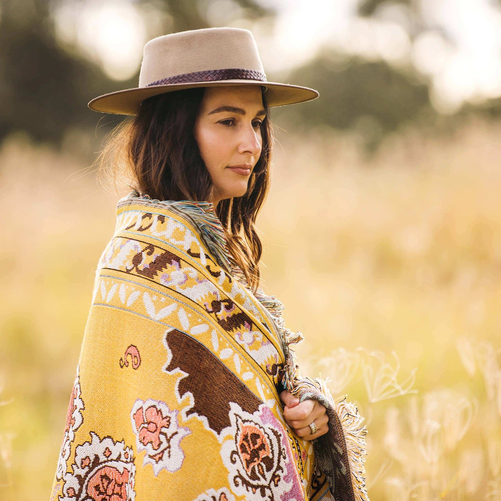 'Here Comes The Sun' Woven Picnic Rug/Throw: Regular 130x160cm Style 8