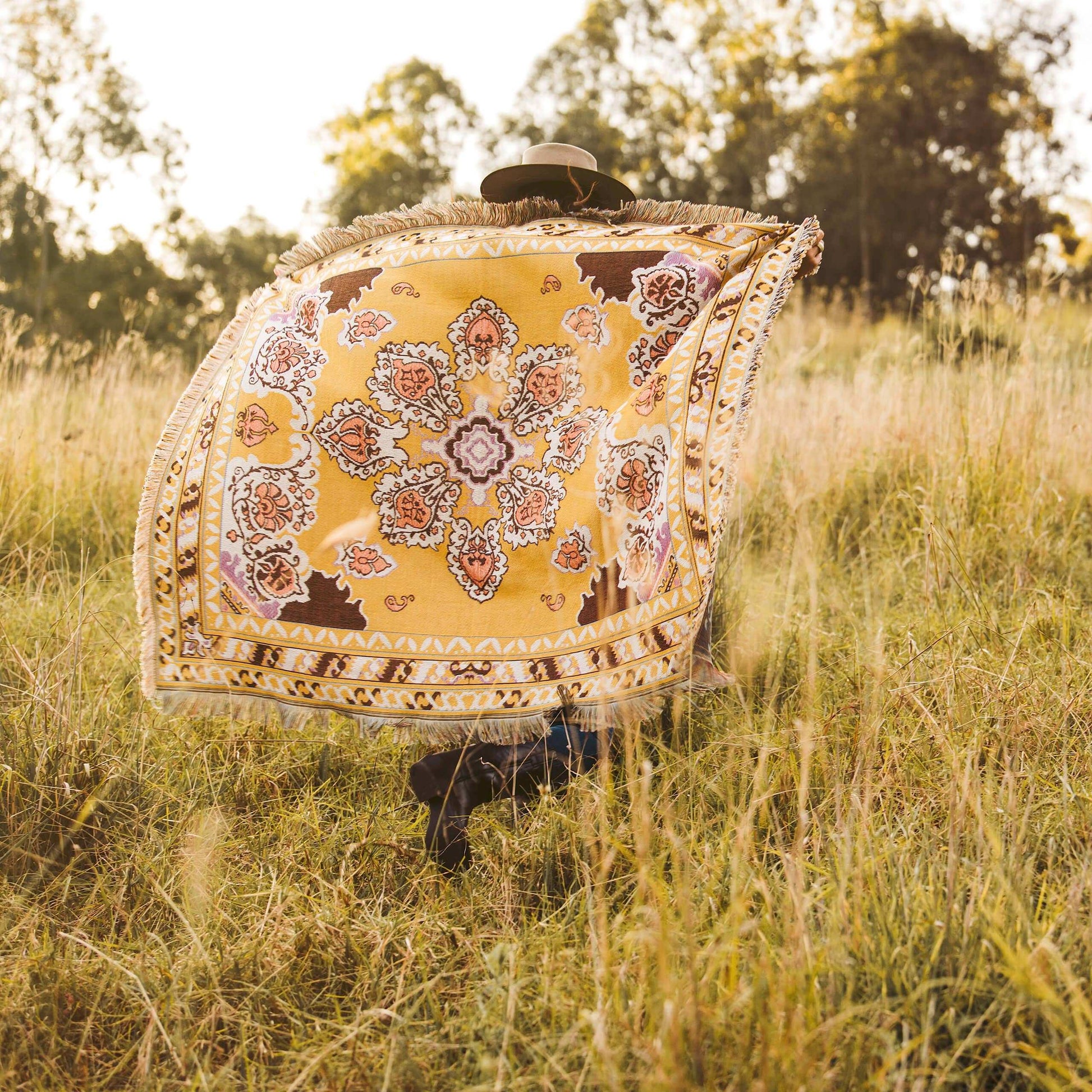 'Here Comes The Sun' Woven Picnic Rug/Throw: Regular 130x160cm Style 8